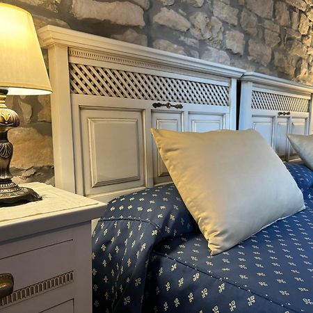 Hotel Casona Los Caballeros Santillana del Mar Eksteriør bilde