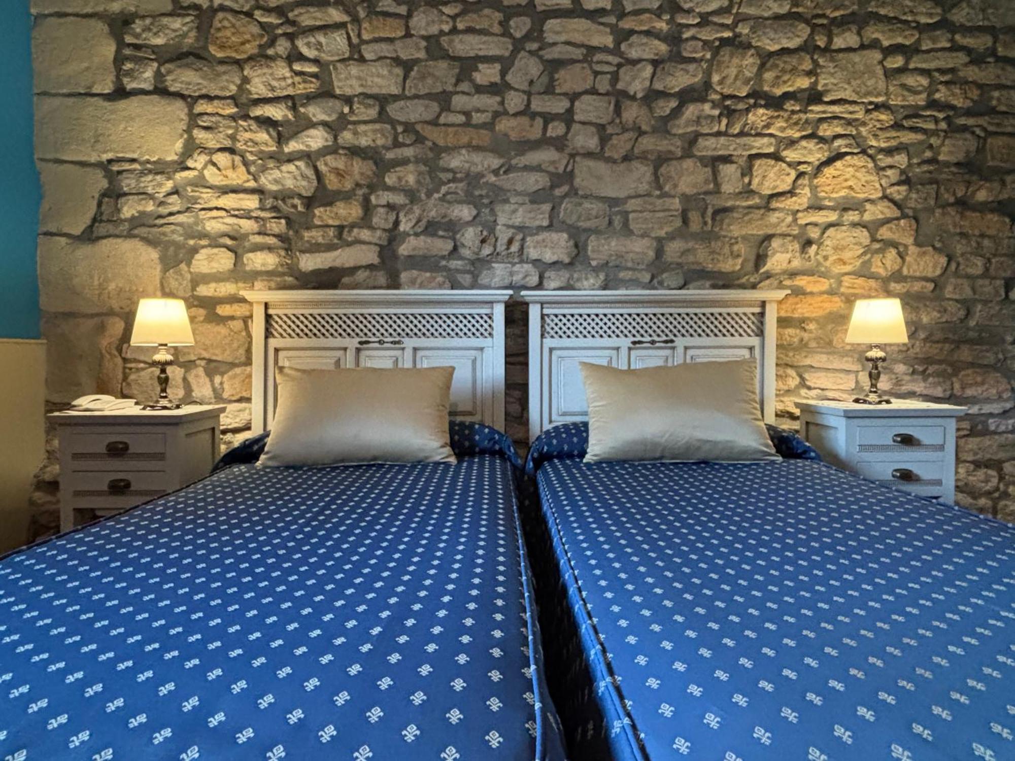 Hotel Casona Los Caballeros Santillana del Mar Eksteriør bilde